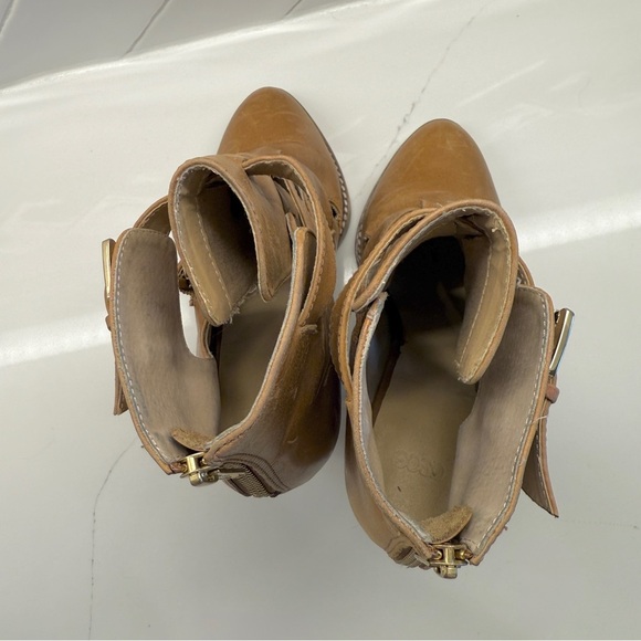 ASOS Women's Leather Brown Block Heel Booties Size 6 with Buckle Casual Summer - Picture 7 of 12